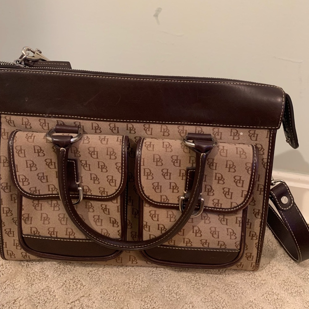 Dooney and Bourke handbag with strap